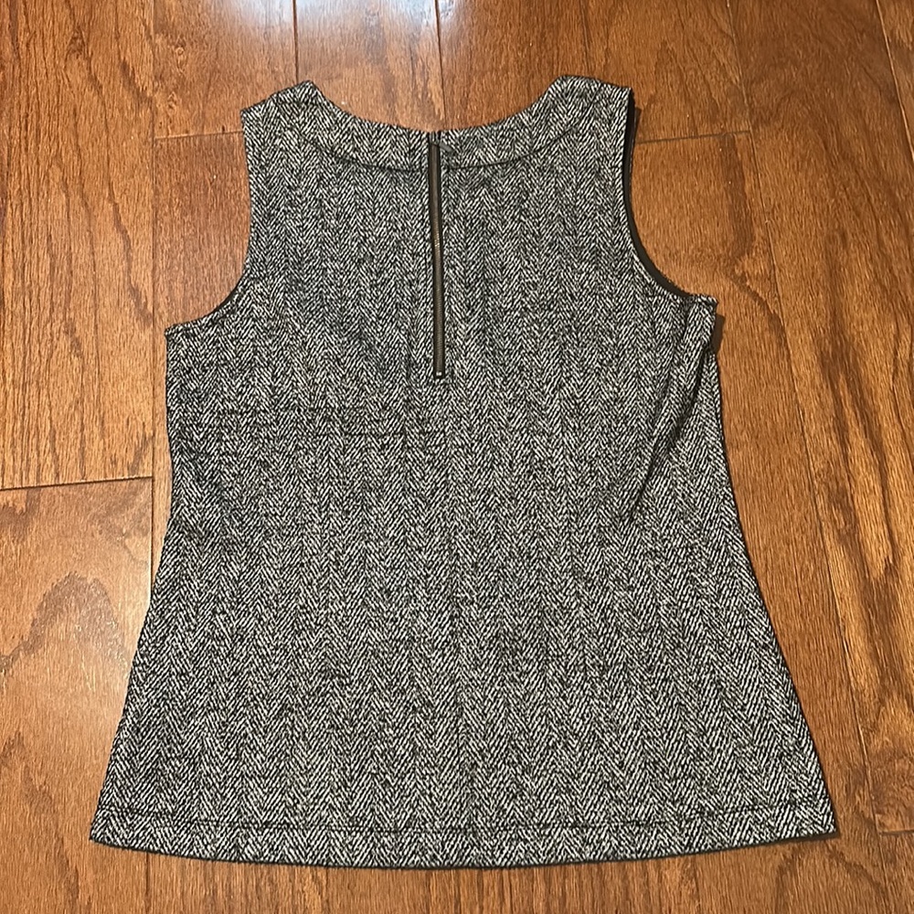 CABI CeCe Sleeveless Black Tweed Herringbone blouse shell - Picture 6 of 6